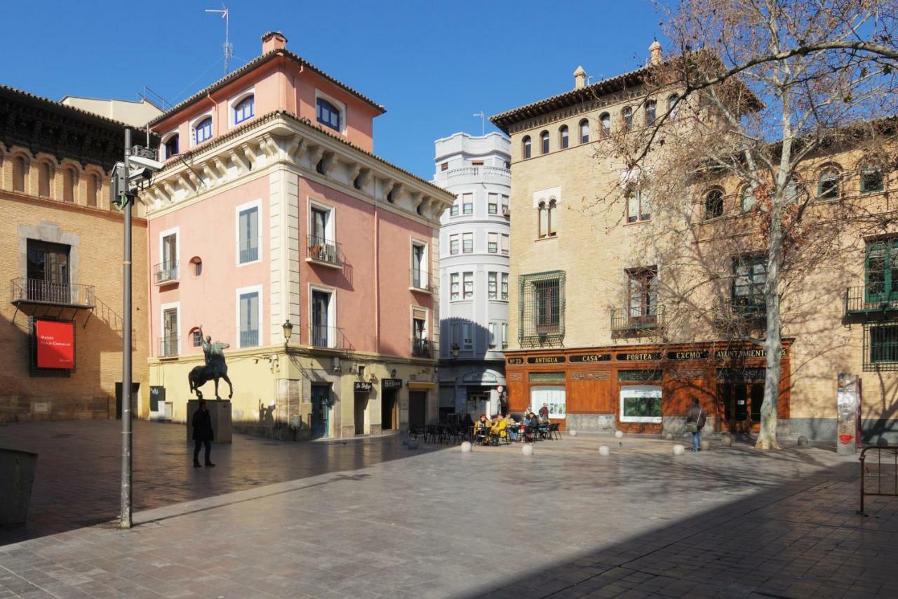 Palacio De Los Luna Zaragoza Exterior photo